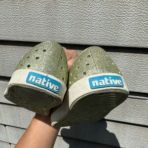 Native Kids glitter Green Water Shoes